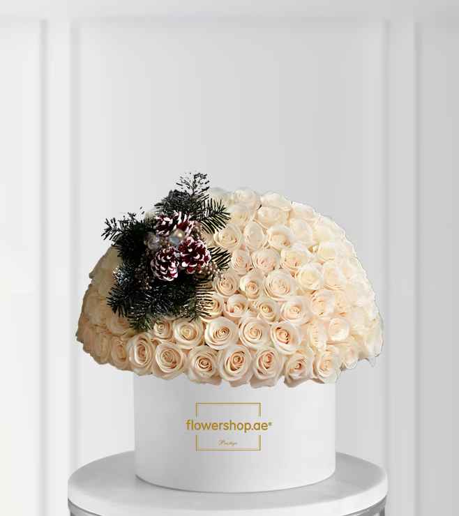 Winter Oasis rose hatbox arrangement
