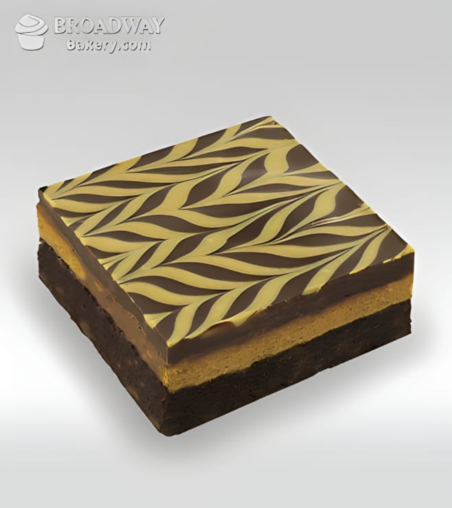 ثلاثية الحلويات - علبة من 12 قطعة