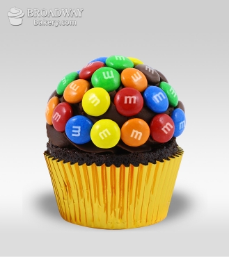 M&M Funfetti - 6 كب كيك