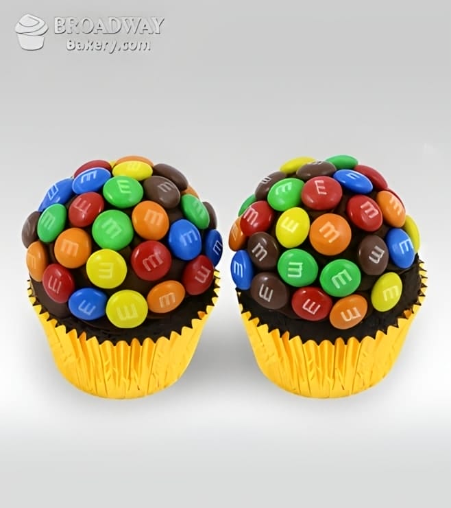 M&M Funfetti - 6 كب كيك