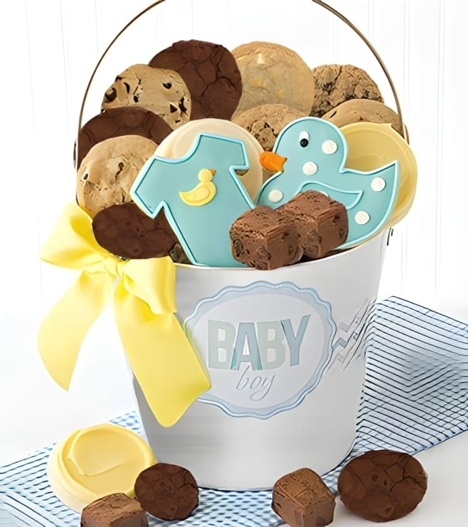 دلو هدايا للأطفال الرضع