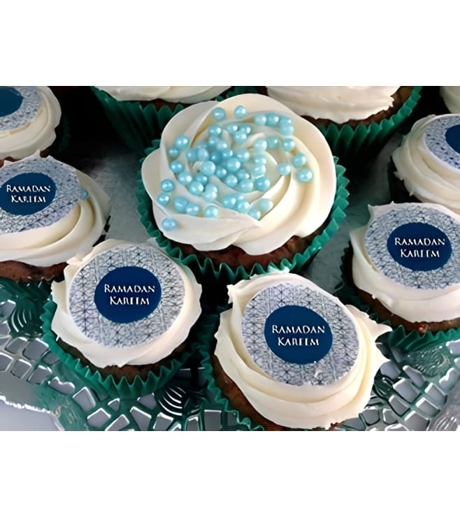 احتفالات رمضان دزينة من الكب كيك