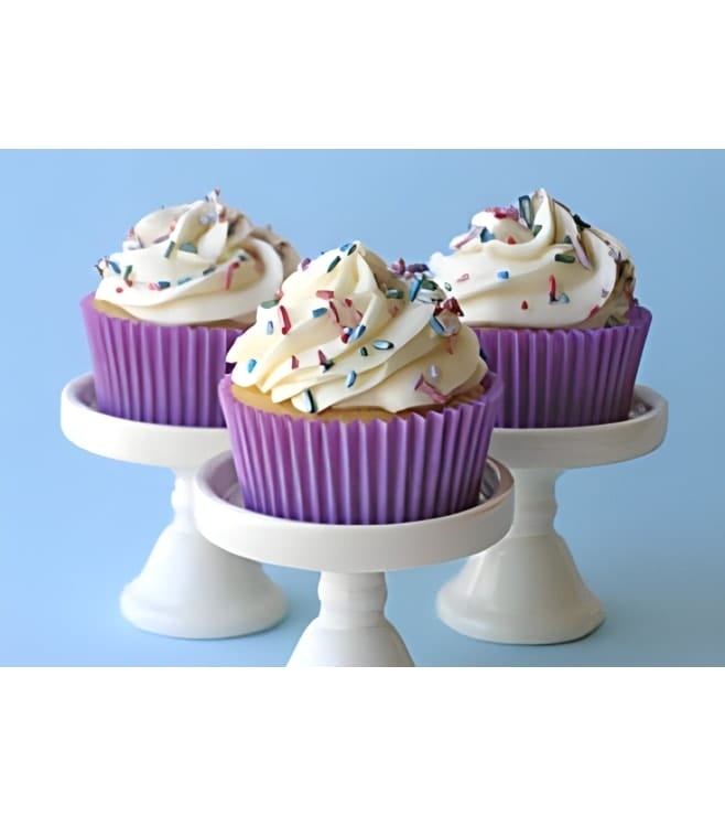 إنها حفلة دزينة من الكب كيك