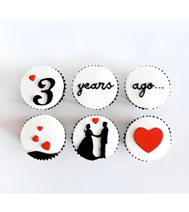 حب من النظرة الأولى دزينة من الكب كيك