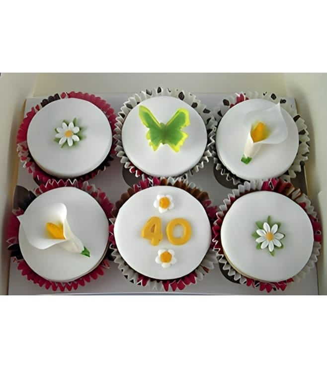 حقول الزهور دزينة من الكب كيك