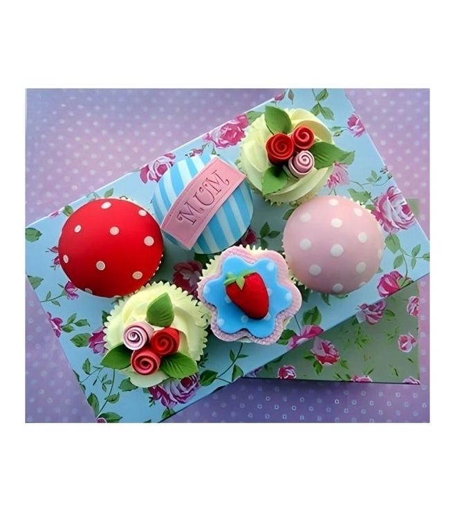 كب كيك حفلة عيد الأم