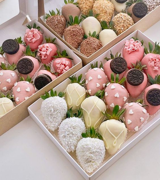 فراولة مغموسة مثيرة