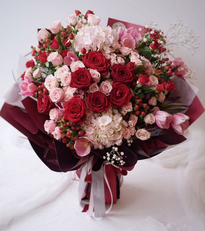 مجموعة روج رويال، باقات يدوية