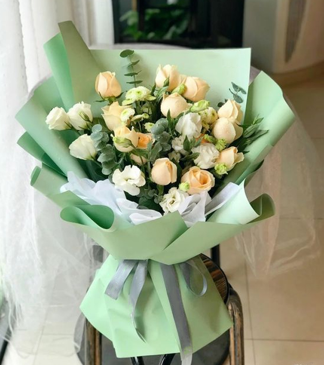 باقة زهور الخوخ والورد، هدايا العيد