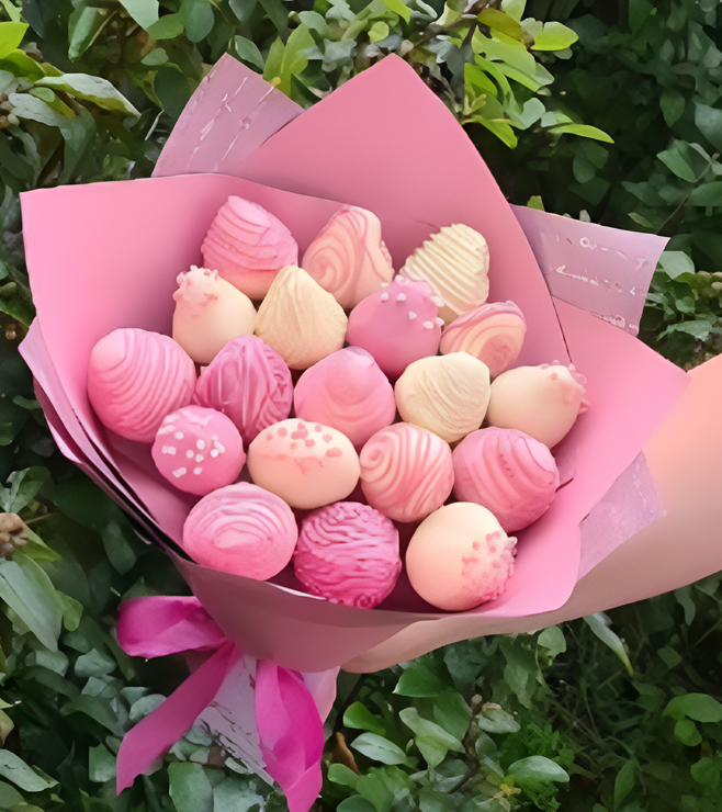 باقة الفراولة الوردية الممتعة