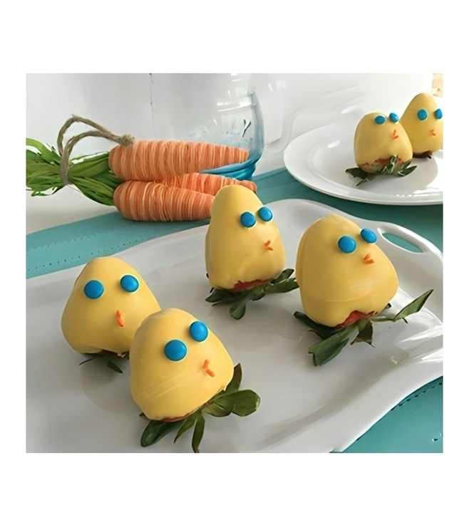 بيض عيد الفصح مغموس بالفراولة