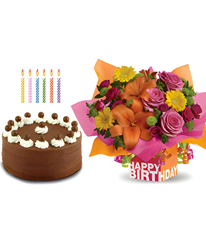 باقة عيد ميلاد وردية، كعكة شوكولاتة مميزة، شموع