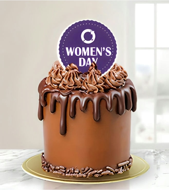 كعكة صغيرة بمناسبة يوم المرأة العالمي