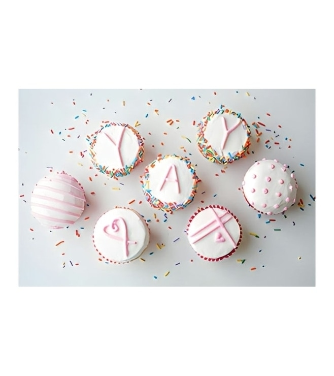 YAY كونفتي دزينة كب كيك