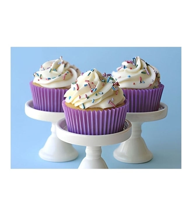 إنها حفلة دزينة من الكب كيك