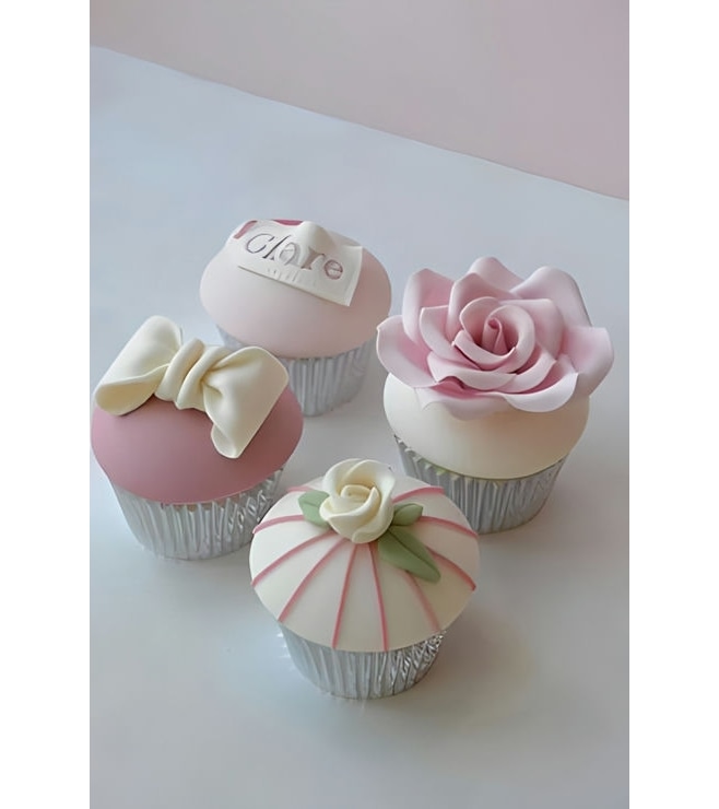 تمنى أمنية دزينة من الكب كيك