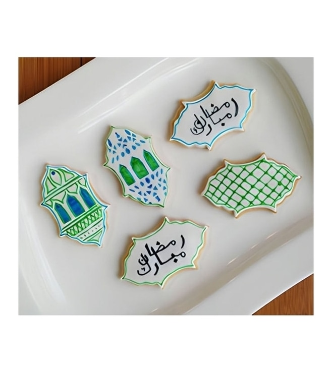 الفوانيس التقليدية كعكات رمضان