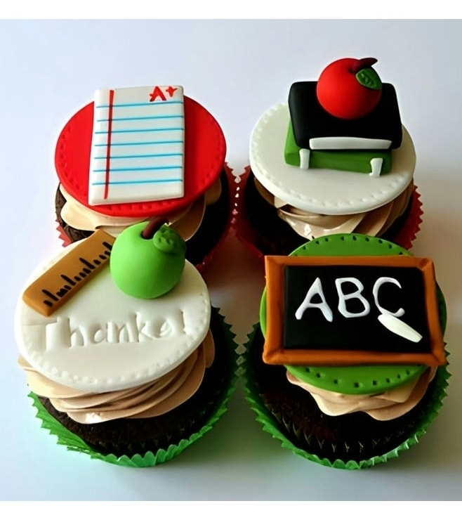 كب كيك اللوازم المدرسية