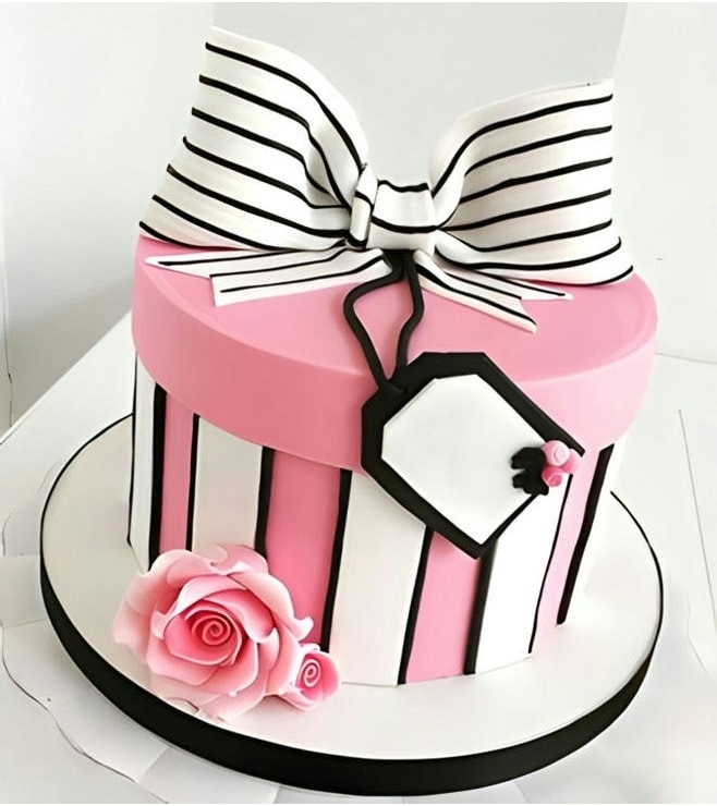 بيان كعكة مفاجأة