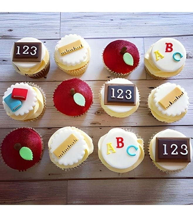 المرح في المدرسة كب كيك