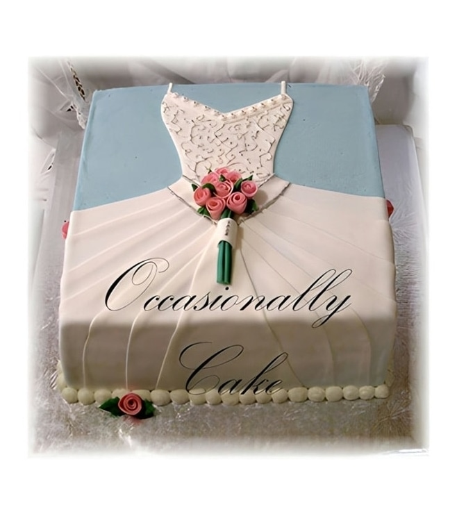 كعكة زفاف طويلة وبيضاء ومتدفقة، كعكات