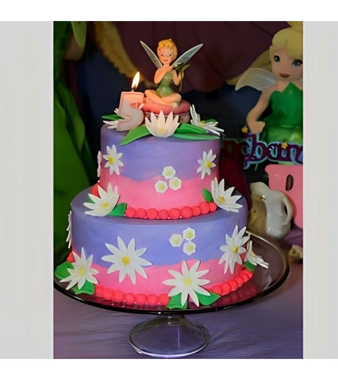 كعكة طبقات بألوان تينكربيل، كعكات ثلاثية الأبعاد ذات طابع خاص