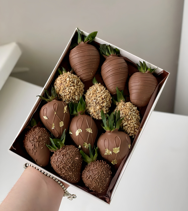 Berry Bloom Dipped Strawberries