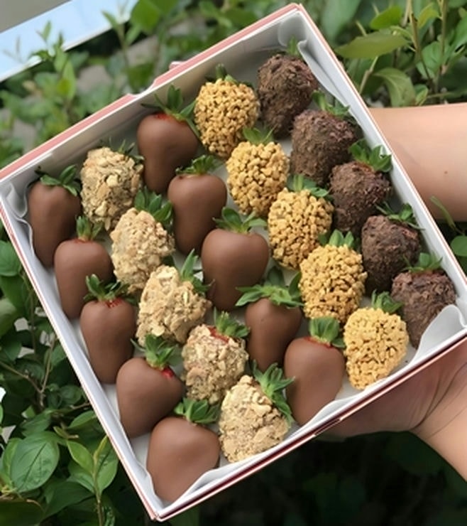 فراولة مغموسة بالشوكولاتة من شوكولات هيفن