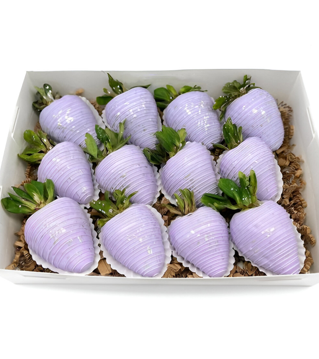 فراولة كلاسيكية مغموسة باللون الأرجواني