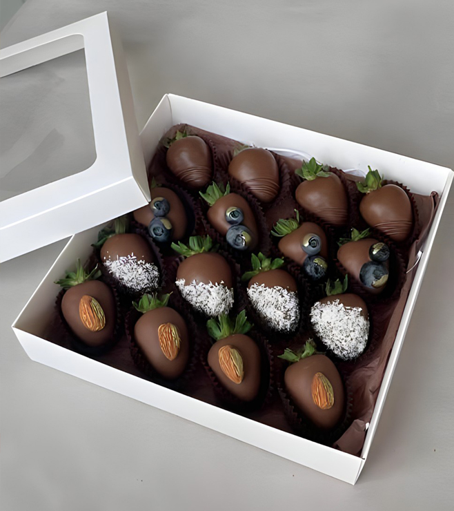 فراولة مغموسة بالشوكولاتة