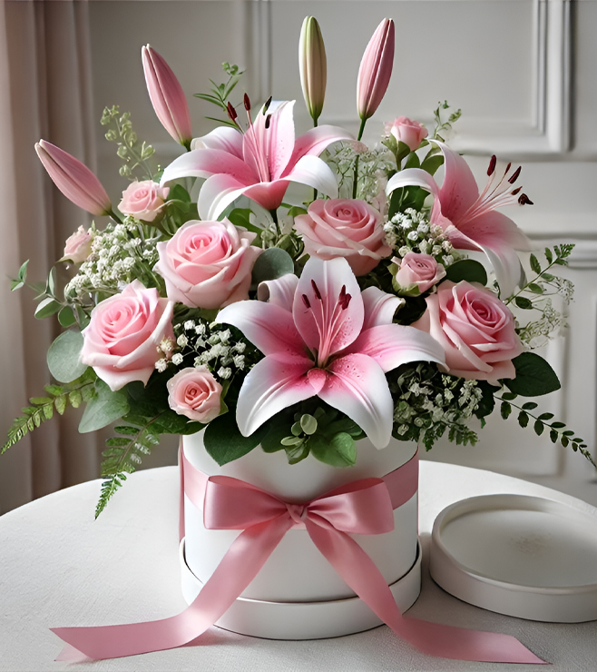 صندوق قبعات إنشانتد جريس، زنابق