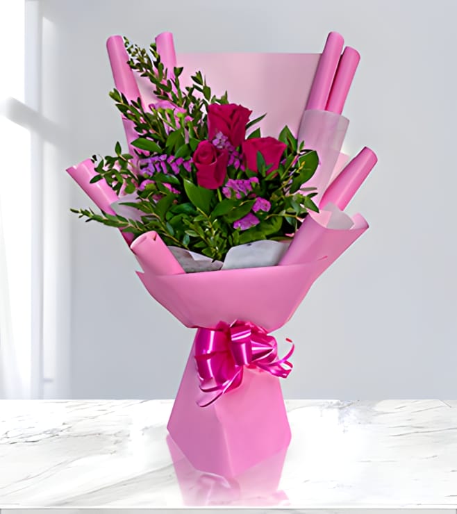 أول حب أحمر خدود، ورود