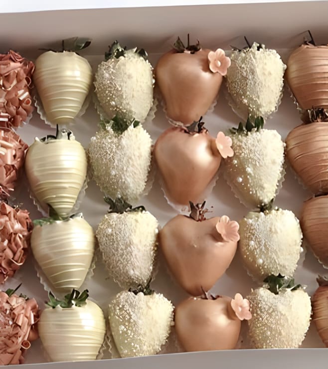 الفراولة المغطاة بالشوكولاتة والزينة