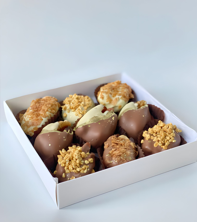 قطع التمر المغطاة بالذهب