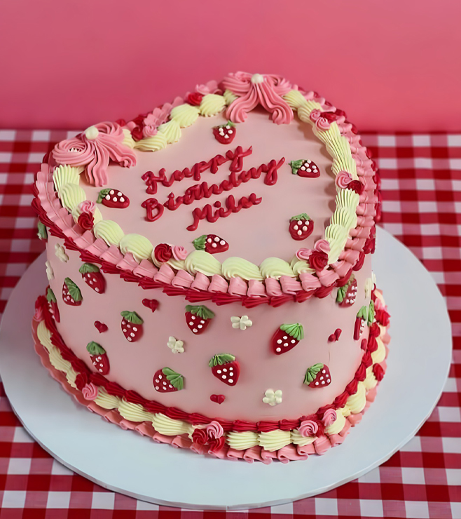 كعكة قلب التوت