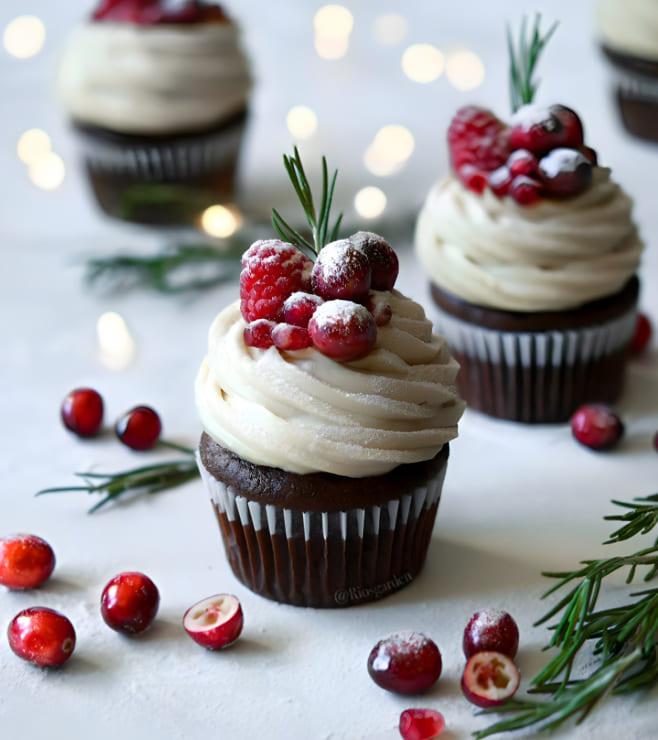 Holiday Sparkle Cupcakes