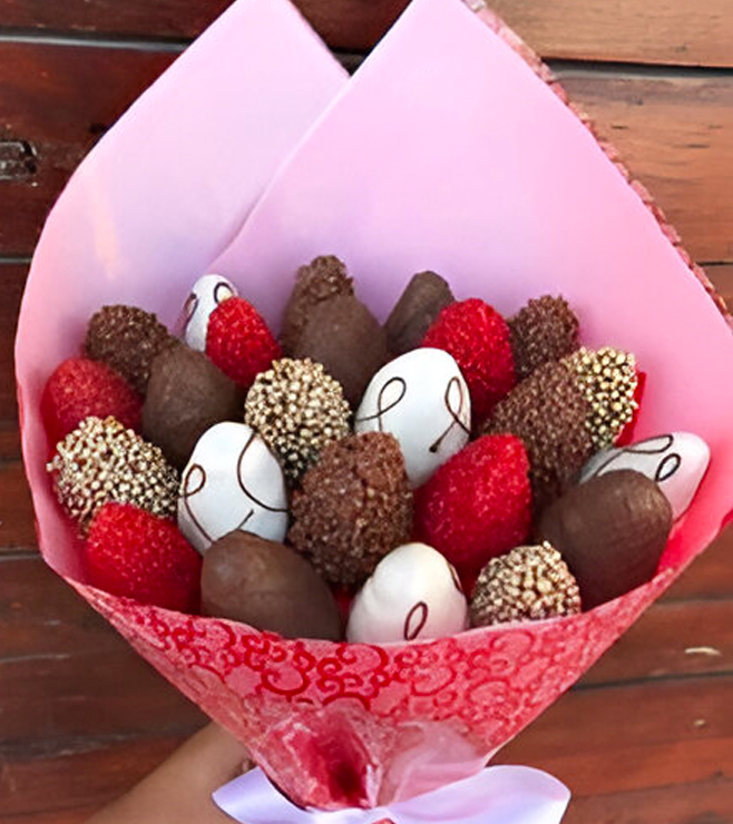 باقة التوت الشهية، فراولة مغطاة بالشوكولاتة