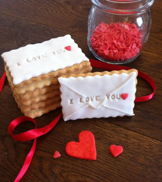 كعكات رسالة الحبيب