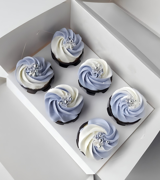 كب كيك باللون الباستيل واللؤلؤ