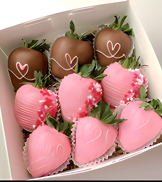 فراولة مغموسة بالشوكولاتة الفاخرة