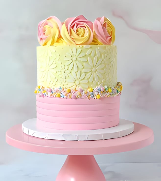 كعكة تاج الزهور الجميلة