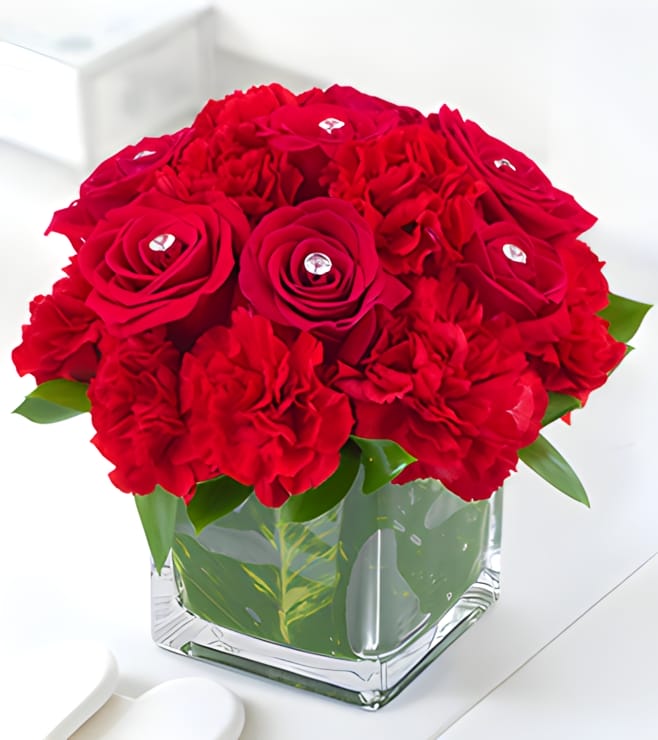 مشرق باللون الأحمر، توصيل الهدايا خلال ساعة واحدة