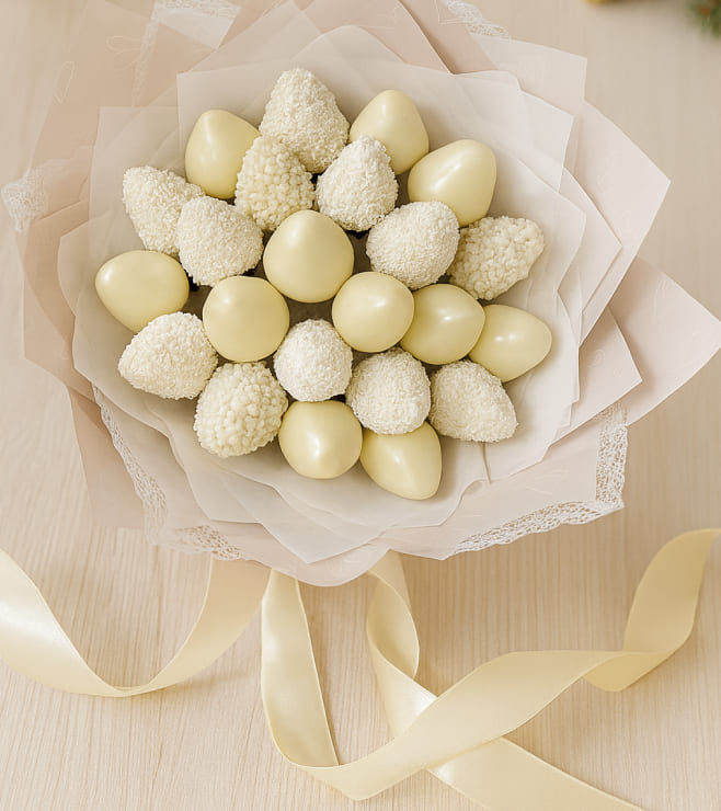 باقة فراولة مغموسة في ليلة نجمية