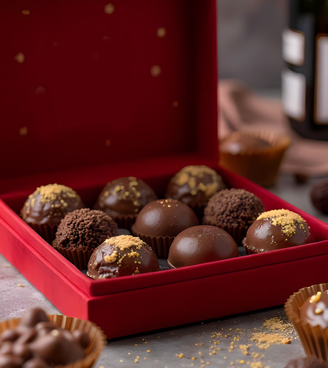 ترافلز فيلفيت نايت