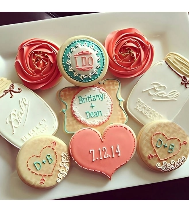 كعكات الذكرى السنوية الأنيقة