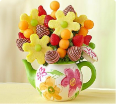 Lucky Teapot Fruit Bouquet, flower delivery in Abu Dhabi