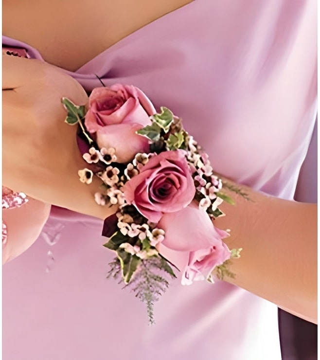 First Dance Corsage, Corsages