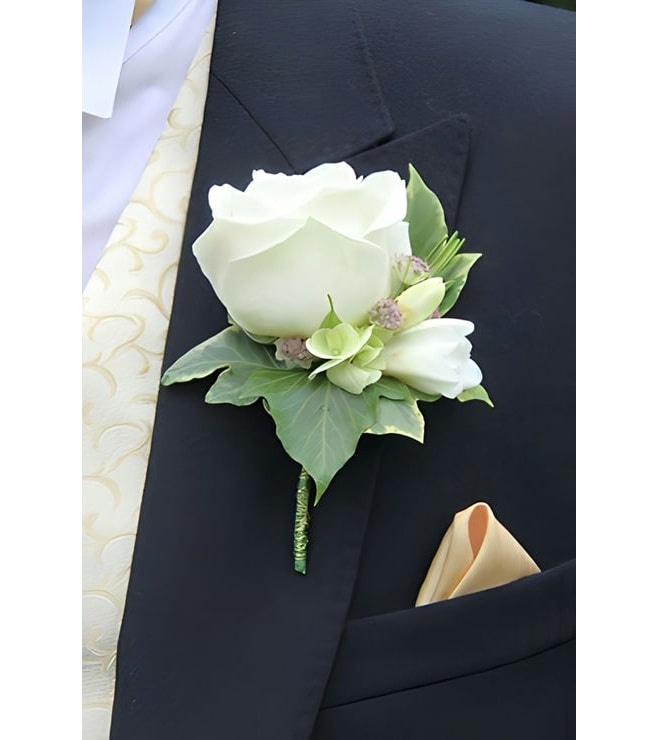 Teen Romance Boutonniere