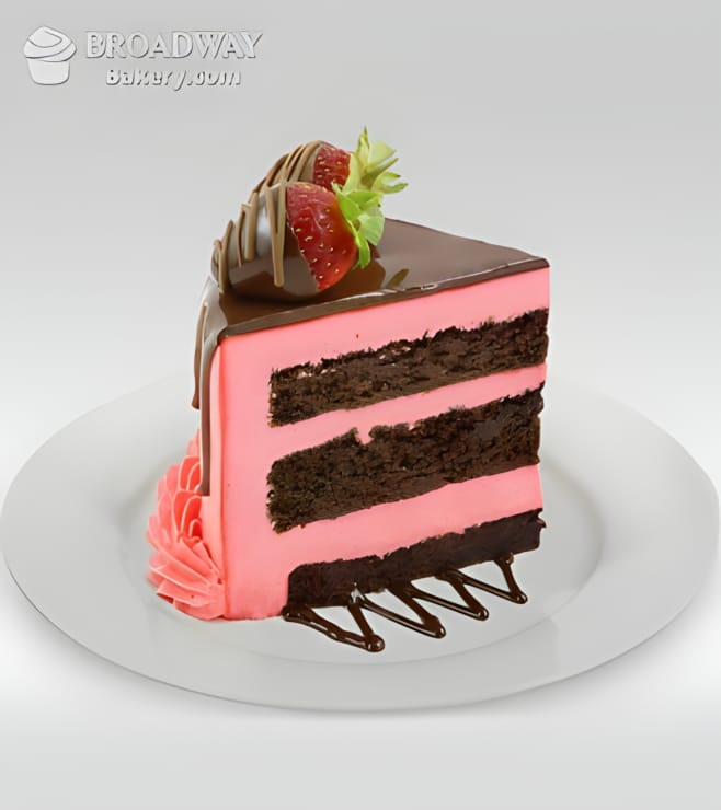 Oh So Pretty Strawberry Chocolate Cake