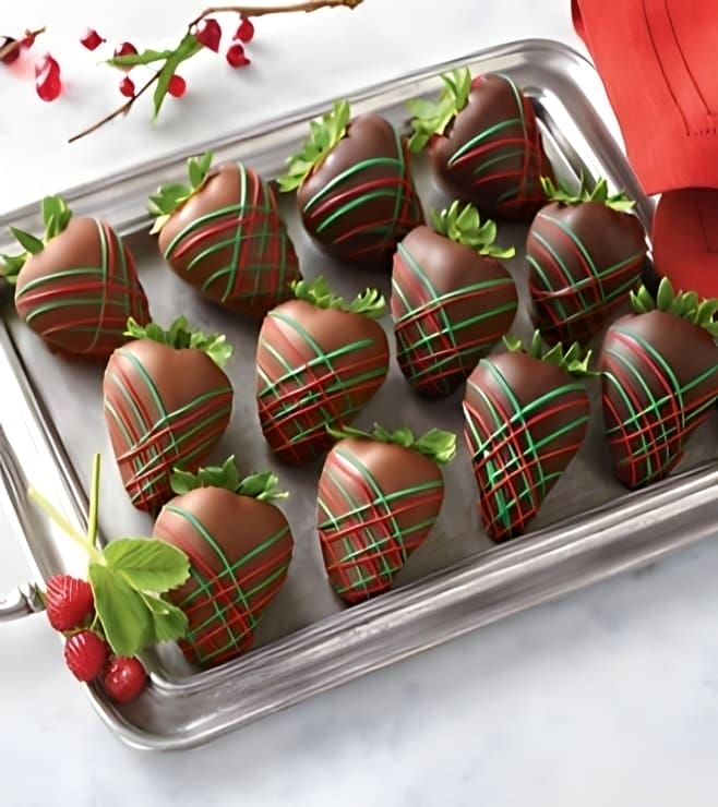 Classic Christmas Dipped Dozen Strawberries